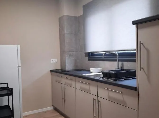 Semeli The 3as Armonia, Ariadne, Artemis * Paphos